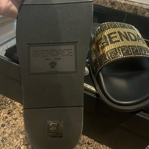 Authentic Fendaci Slides